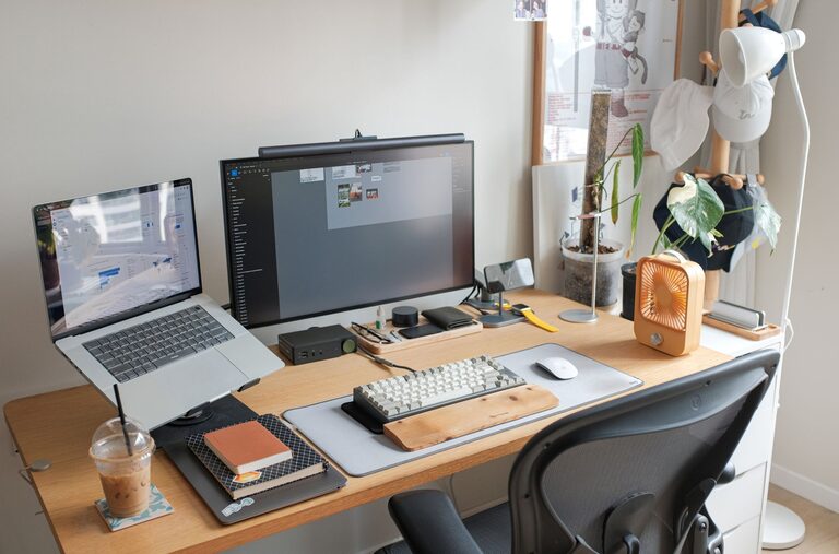 How to Create a Productive Home Office Space: Essential Tips